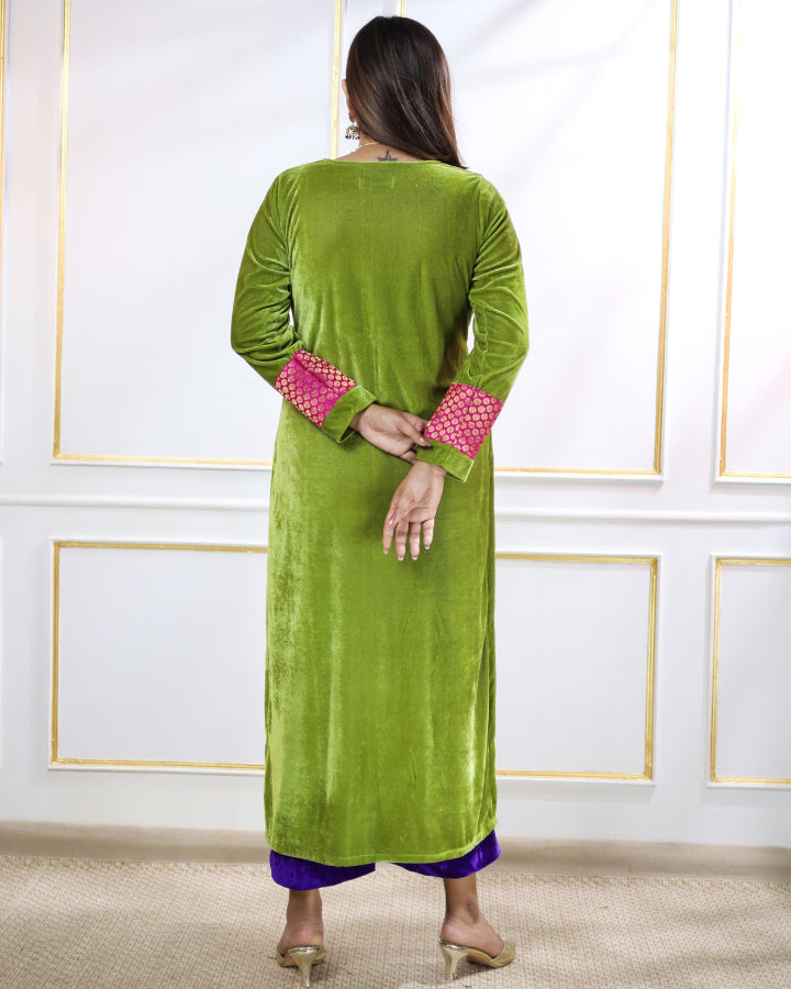 Sap Green Velvet Slit Kurta