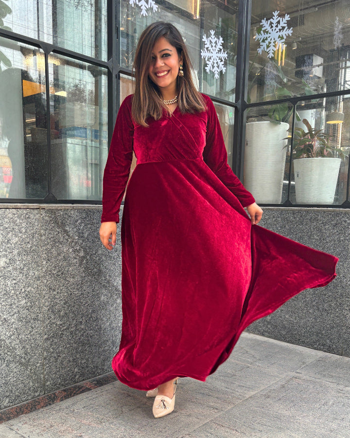 Red velvet long hot sale sleeve maxi dress