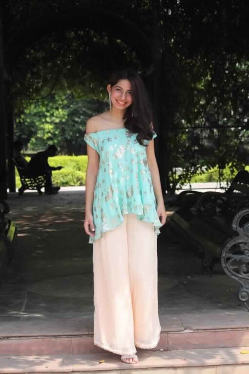 Here is the pleasingly beautiful set from thesvaya