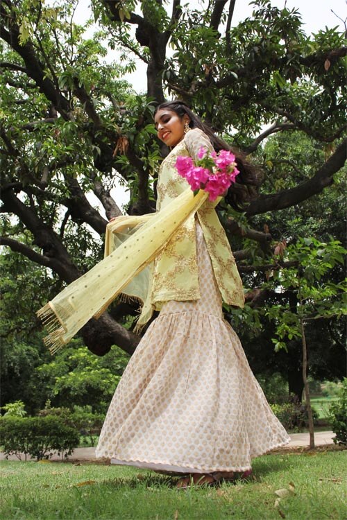 Buy this amazing Gharara suit set from thesvaya