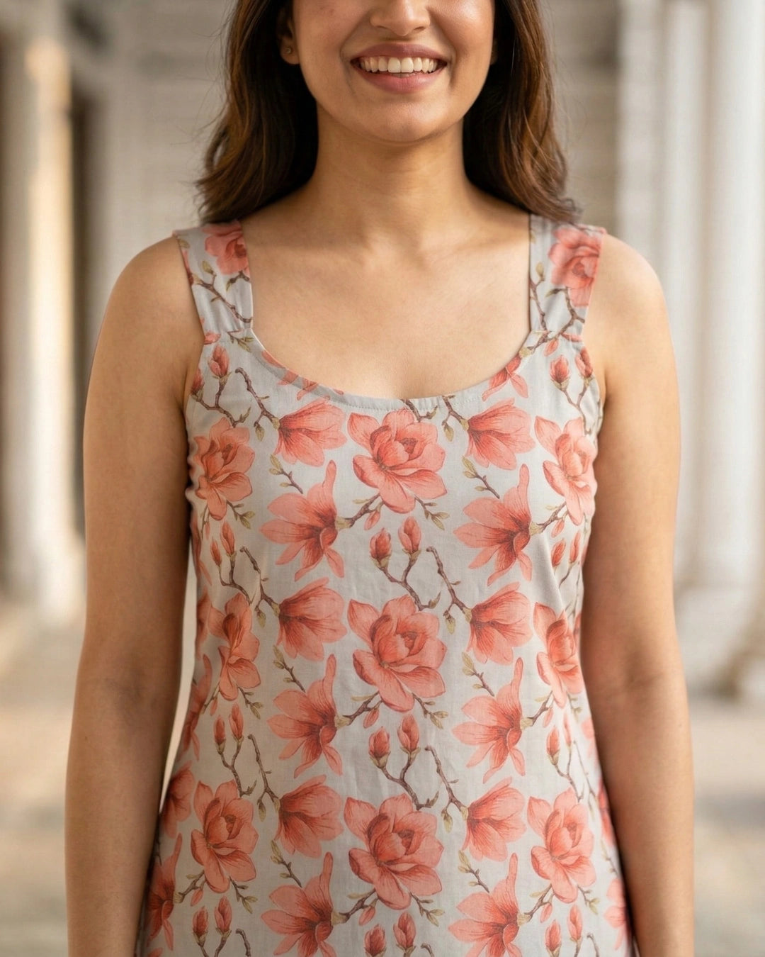 Trail of Roses Sleeveless Women's Short Kurti
