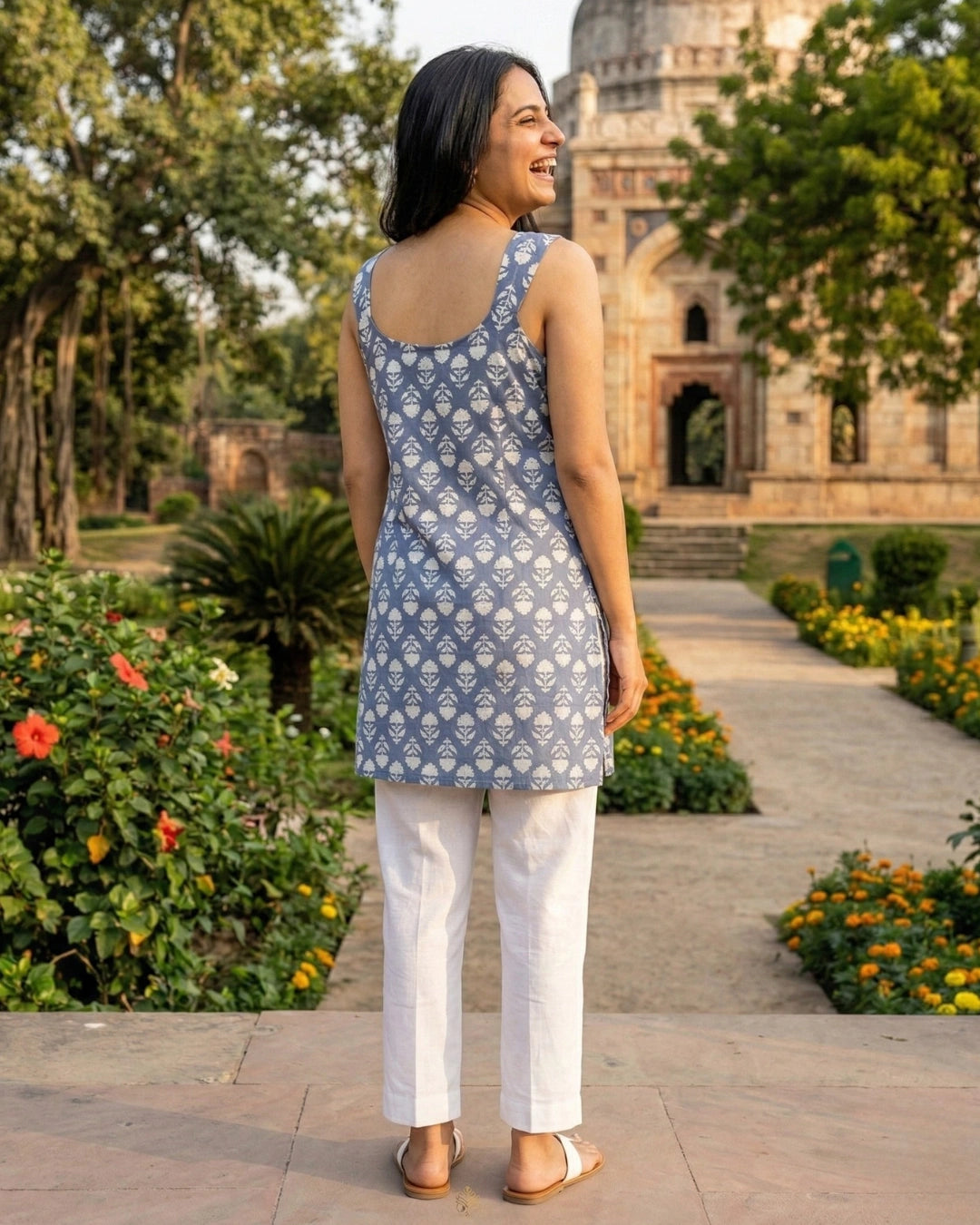 Beluga Yellow Roses Sleeveless Women's Short Kurti