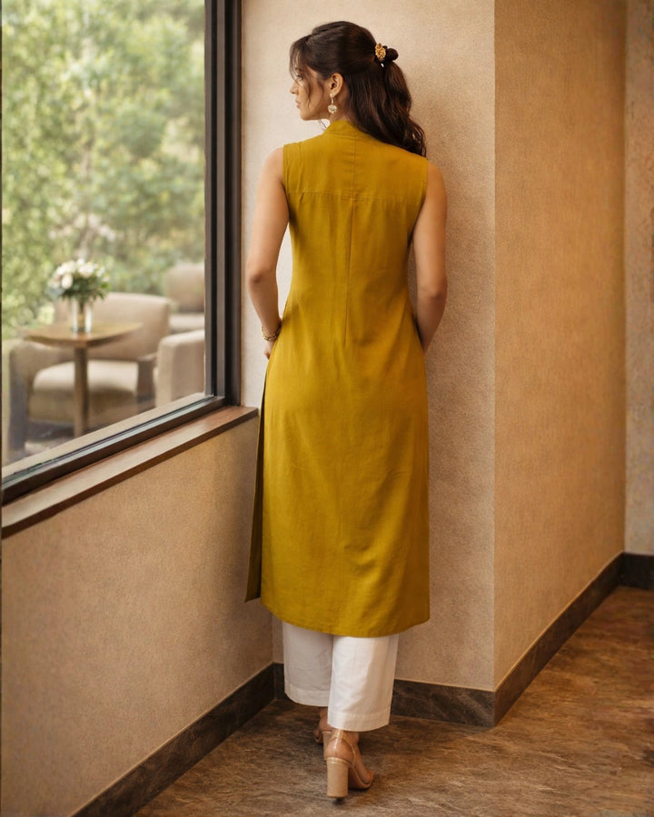 Step Out In Dark Green Comfort Kurta For Women