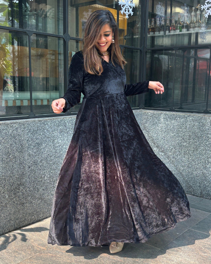 Black Fit and Flare Long Velvet Dress