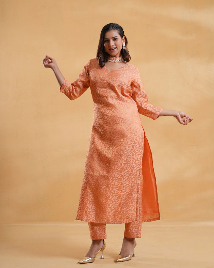Pink Zoya Silk Kurta Set For Women