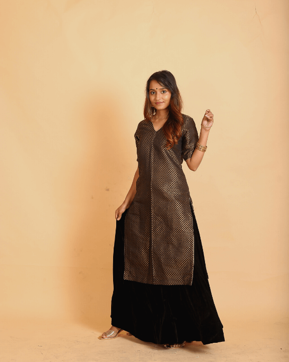 Kurti with black sales skirt