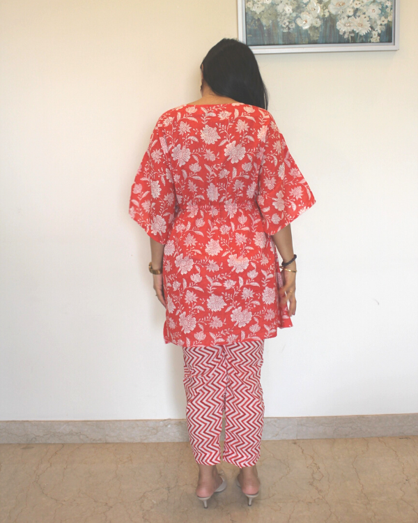 Women's Floral Red Loungewear - Set of 2