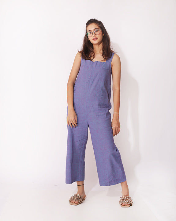 A relaxed fit jumpsuit to chill