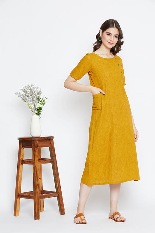 A comfortable cotton long dress with pockets for women