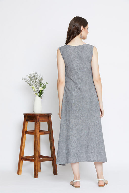 A solid grey dress made in cotton available on our online store.