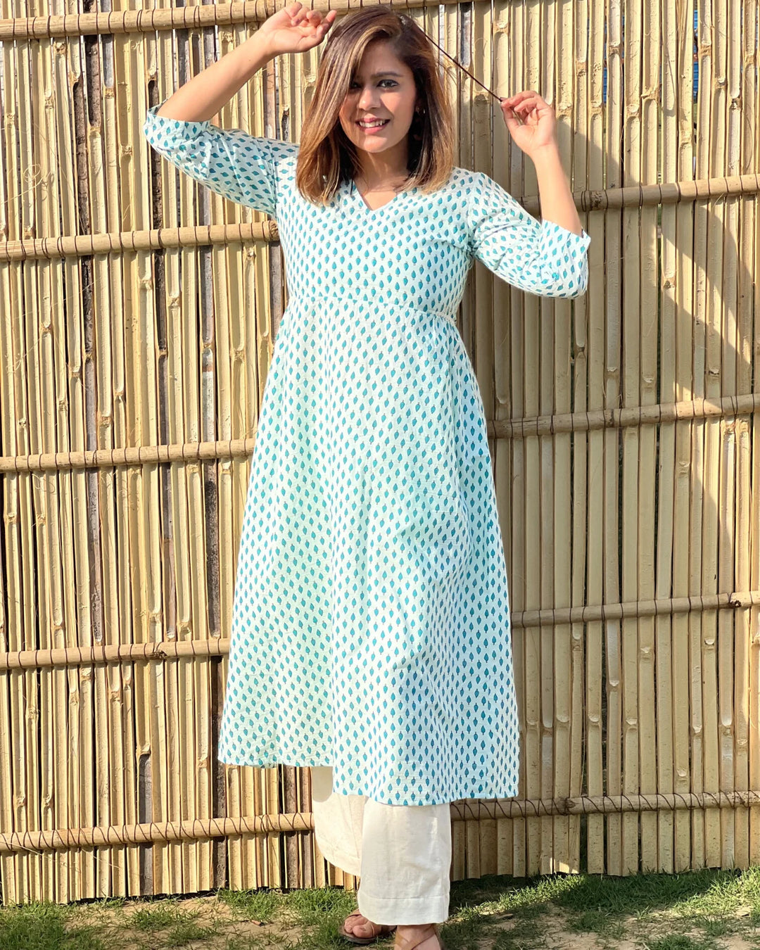 Traditional White and Green Kurta For Women's