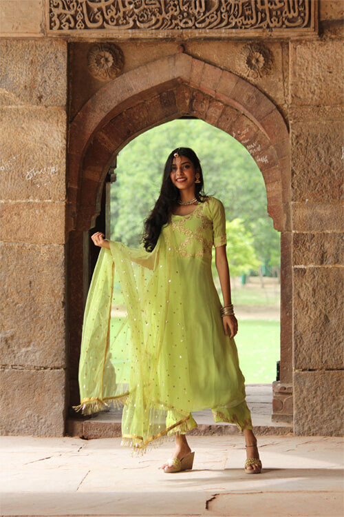 Own this amazing Zareen Hara Suit Palazzo Set from thesvaya