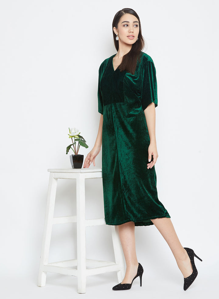An autumn special - a velevt emerald green dress for cold nights and chilly days